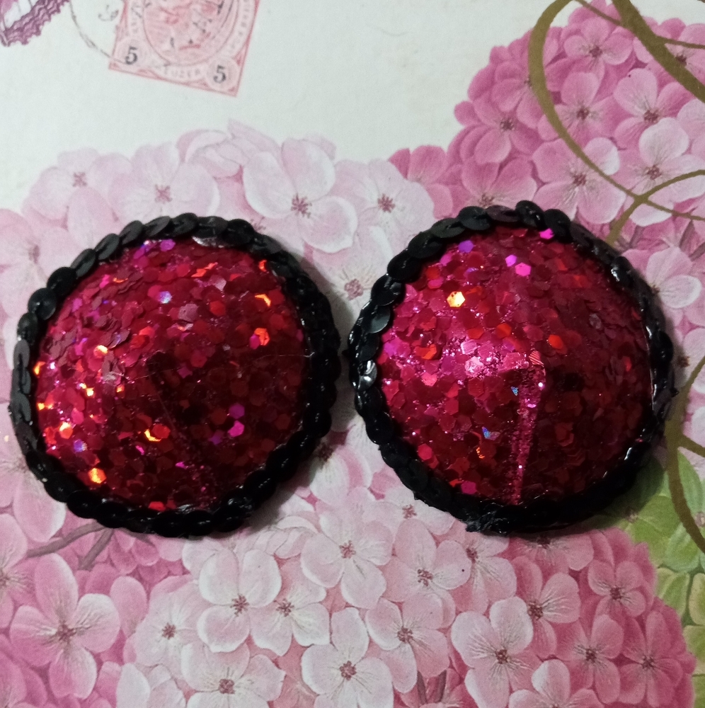 Exotic nipple pasties